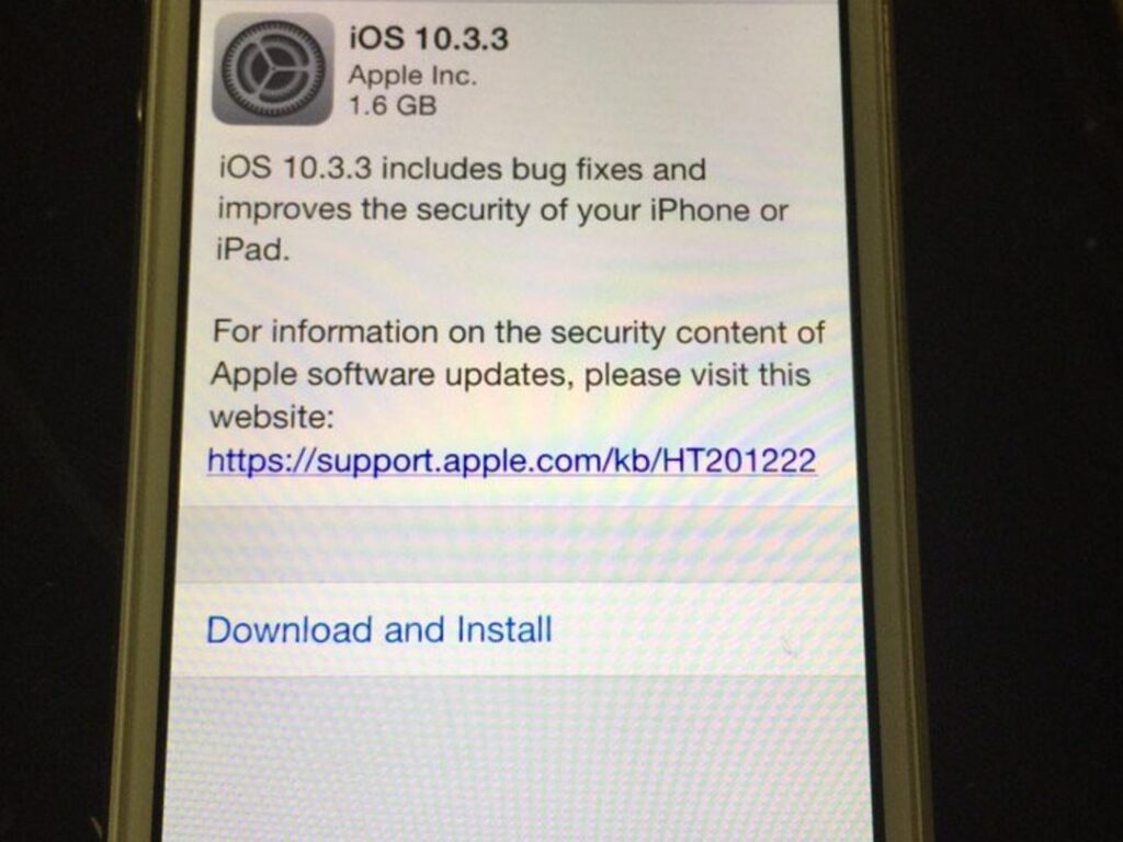 Mise à jour vers iOS 10.3.3 : est-elle toujours possible et comment procéder ?