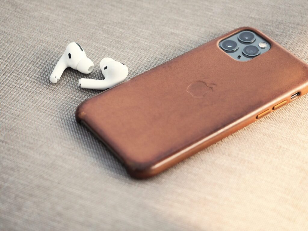 Pourquoi choisir une coque en cuir pour votre smartphone ?