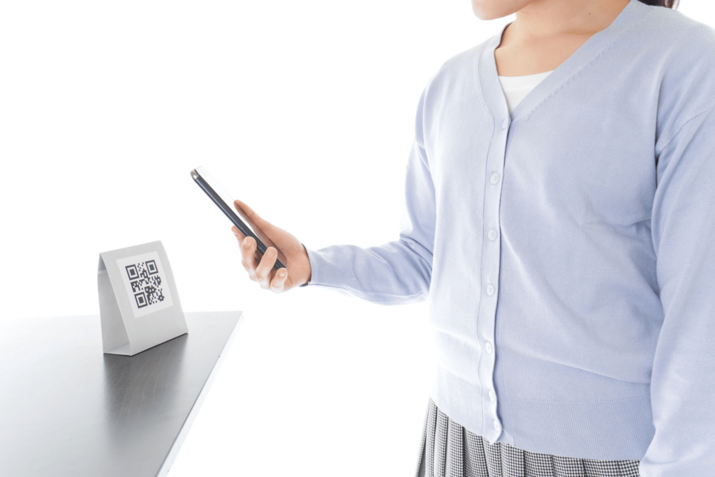 femme qr code